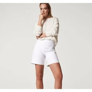 Spanx On-the-Go Shorts White Size M Ultimate Opacity Technology Stretch Basic